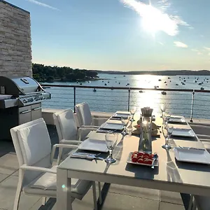https://seaview.in-istria.net
