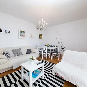 https://apartmani-ruzica-crikvenica-51260.primorje-gorskikotar.com